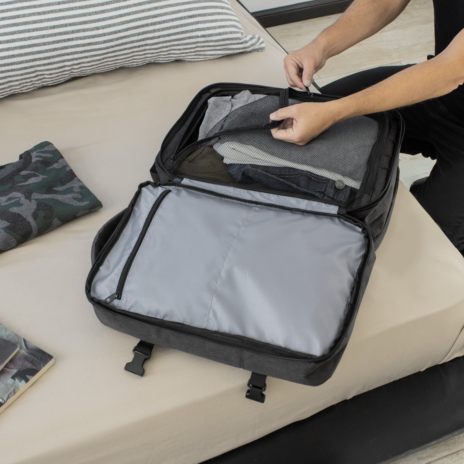 Mochila "FORCE 8" - Imagen 28